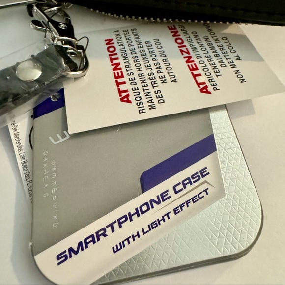 NWT. Disney Parks Marvel Guardians of Galaxy - I Am Groot Phone Case Wallet - Picture 12 of 13